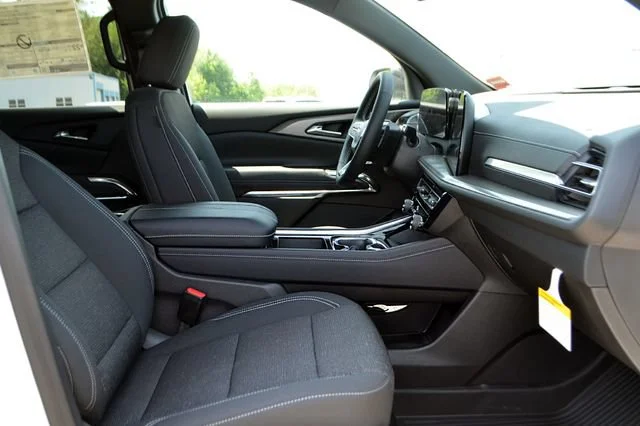 2026 Chevrolet Traverse LT - Photo 14