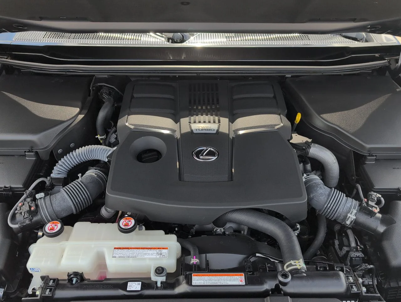 Used 2024 Gray Lexus Luxury image 31