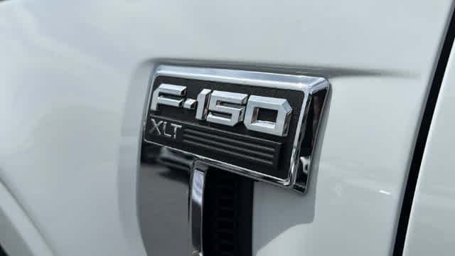 Used 2023 Oxford White Ford XLT image 9