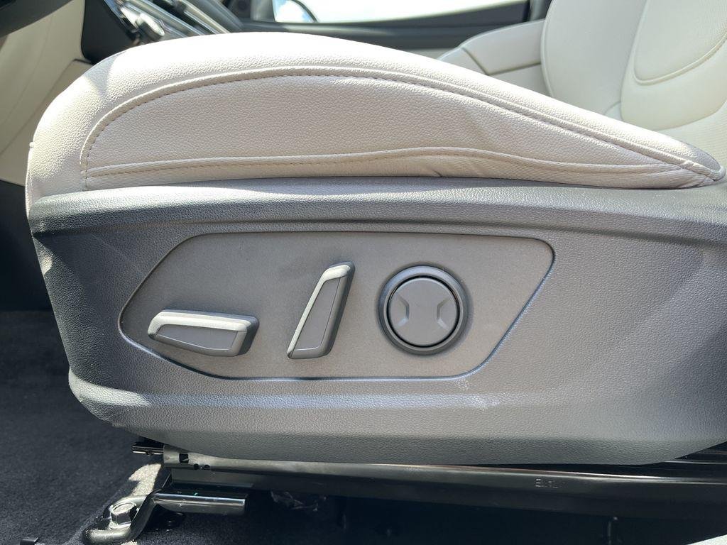 New 2026 Serenity White Hyundai SEL Sport image 12