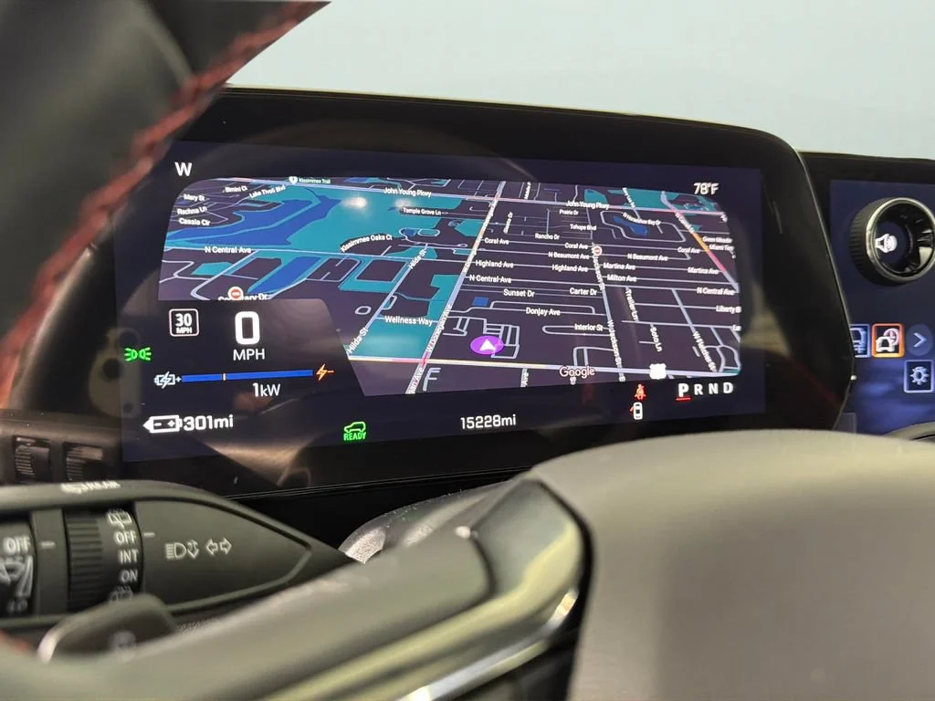 2024 Chevrolet Equinox EV RS - Photo 20