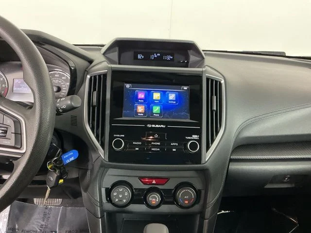 Used 2018 Ice Silver Metallic Subaru 2.0i image 18