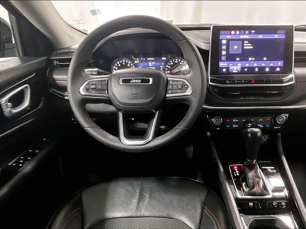 Used 2022 Black Jeep Trailhawk image 17