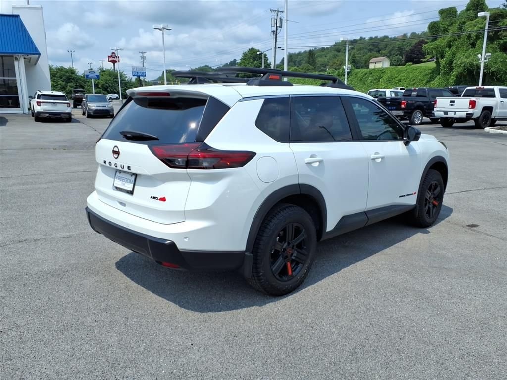 Used 2026 White Pearl Nissan Rock Creek image 13