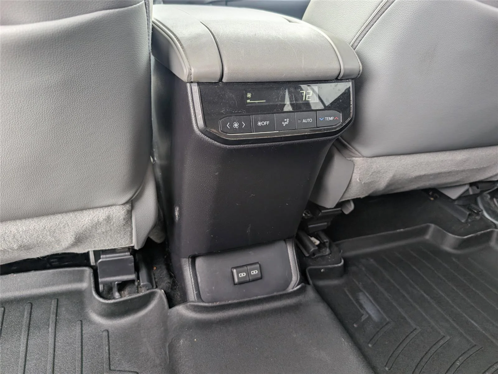 Used 2022 Blueprint Toyota XLE image 34
