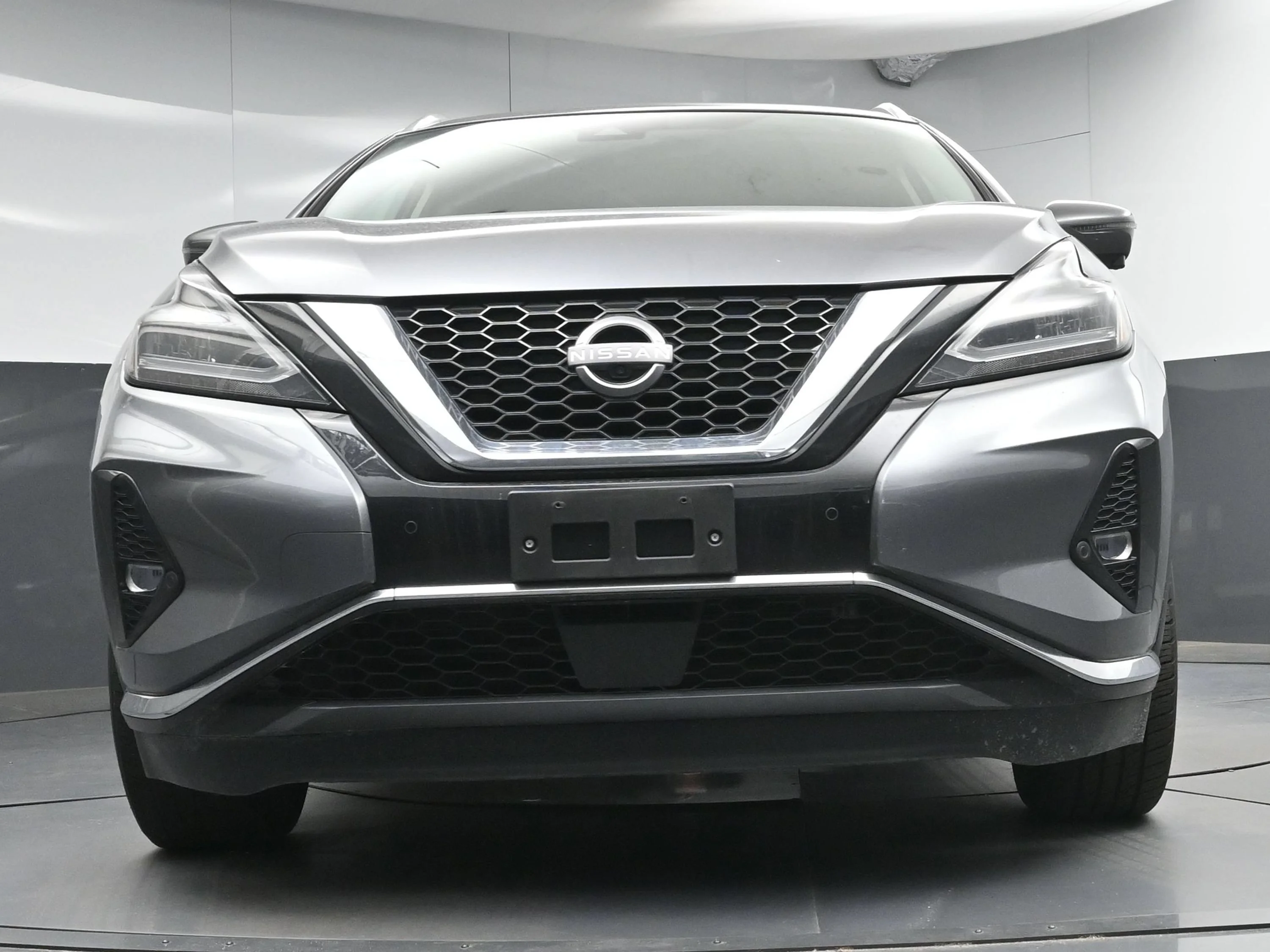 Certified Used 2024 Gun Metallic Nissan Platinum image 24