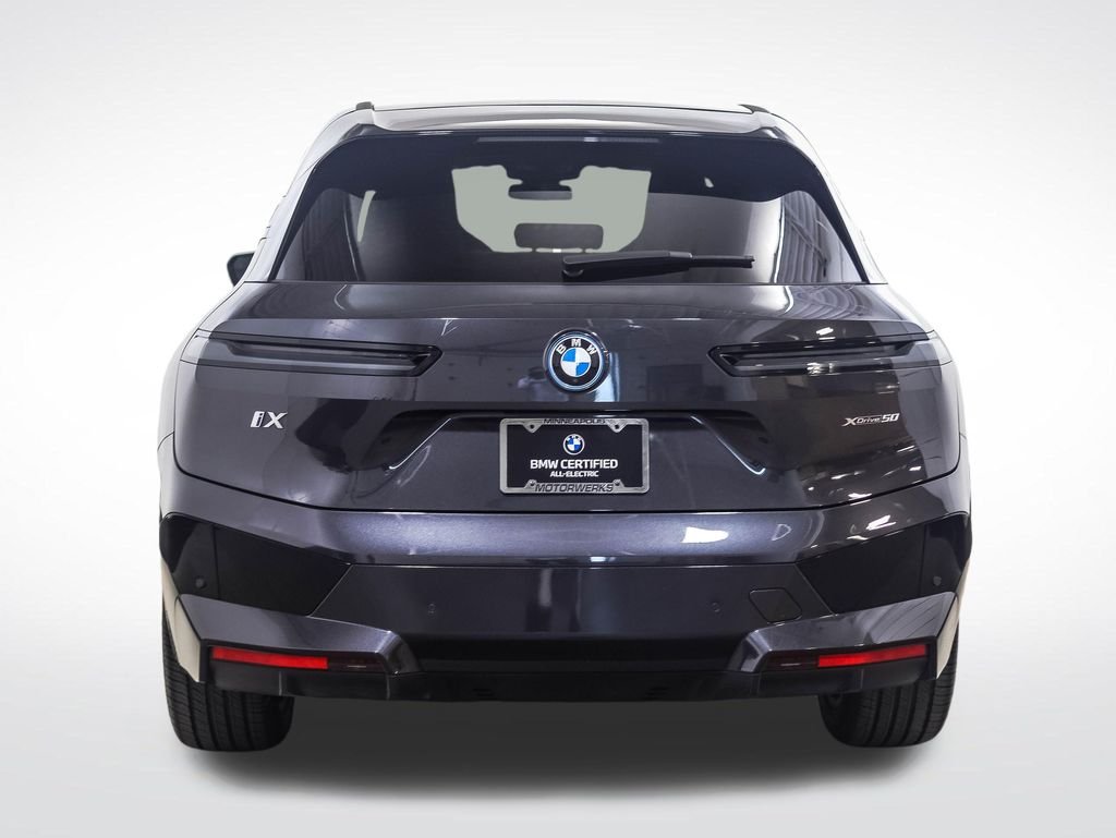 Certified Used 2024 Dark Graphite BMW xDrive50 image 4