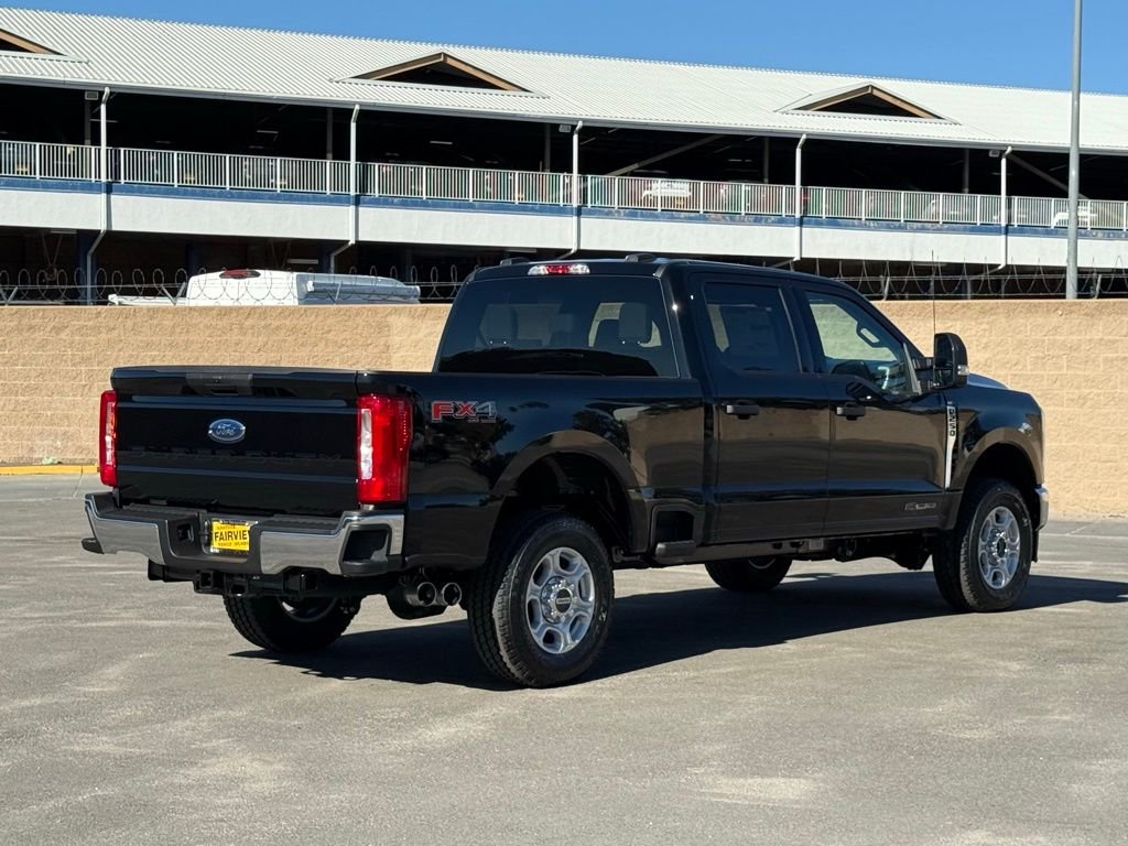 2026 Ford F-250 Super Duty XLT - Photo 3