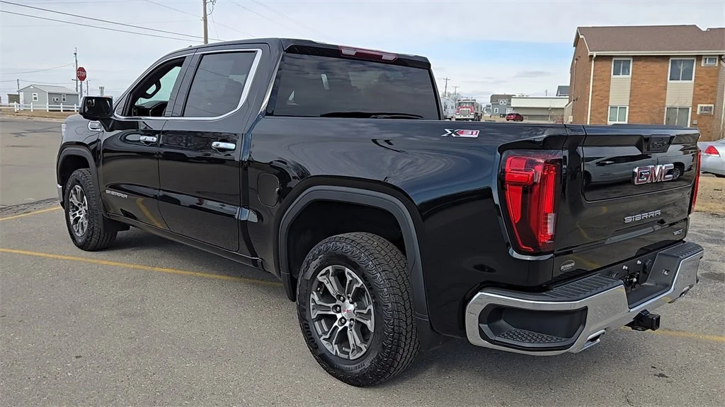 2026 GMC Sierra 1500 SLT - Photo 55
