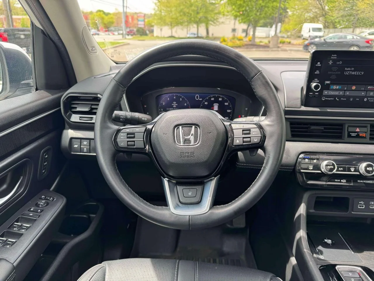 2023 Honda Pilot Elite - Photo 25