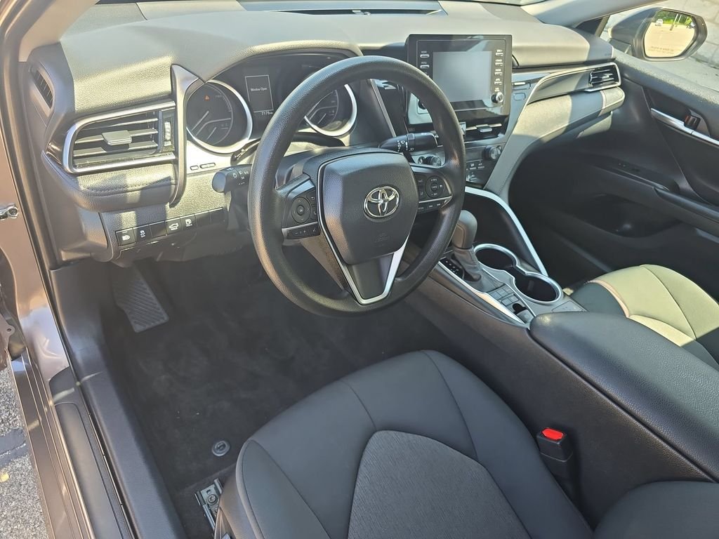 2023 Toyota Camry LE - Photo 16