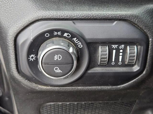 Used 2022 Gray Jeep Sport image 35
