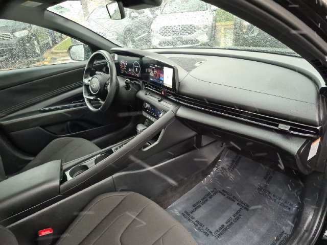 Certified Used 2025 Black Hyundai SEL Sport image 30