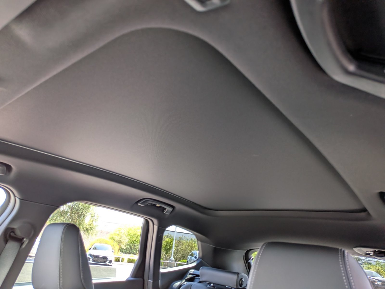 Used 2026 Jet Black BMW xDrive28i image 14