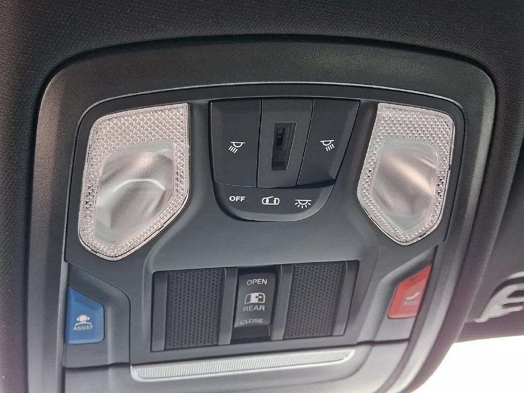 Used 2023 Patriot Blue Pearlcoat Ram Big Horn image 23