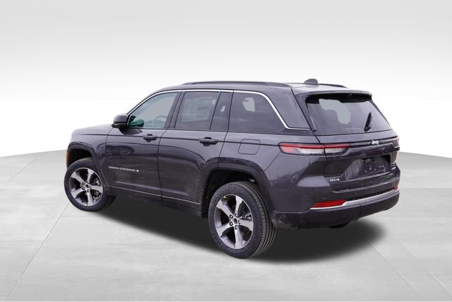 New 2026 Baltic Gray Metallic Clearcoat Jeep Limited image 5