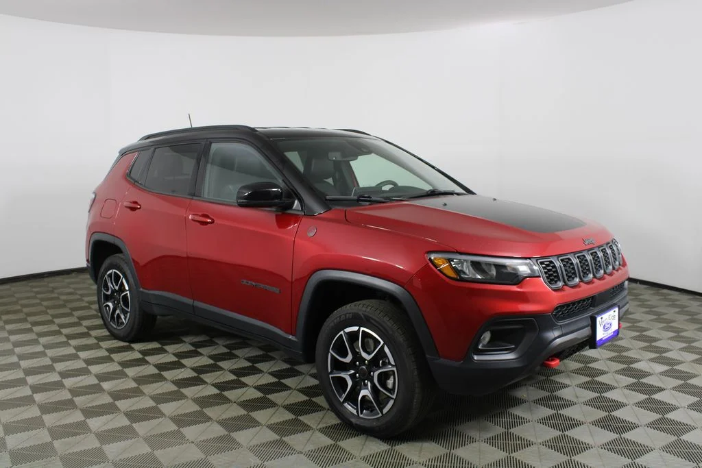2025 Jeep Compass Trailhawk 4X4's photo