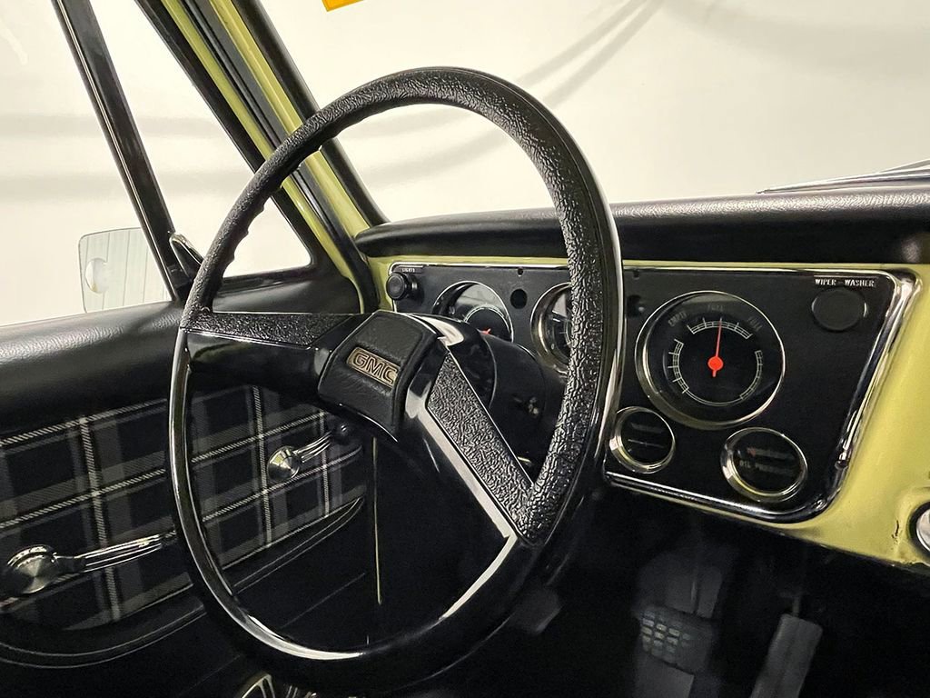 Used 1972 Yellow GMC  image 67