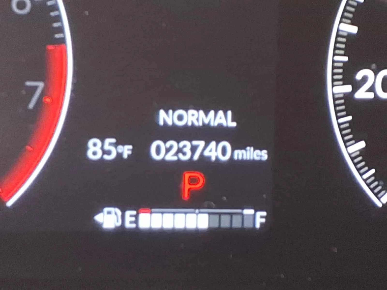 2024 Honda CR-V LX - Photo 25