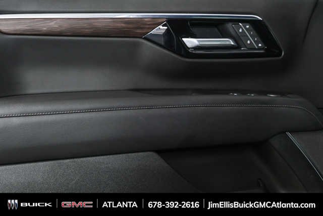 Used 2025 Sterling Gray Metallic Chevrolet LT image 6