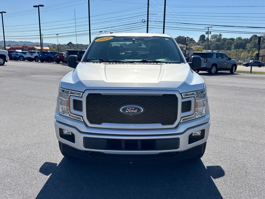 Used 2019 Ingot Silver Ux Ford XL image 8
