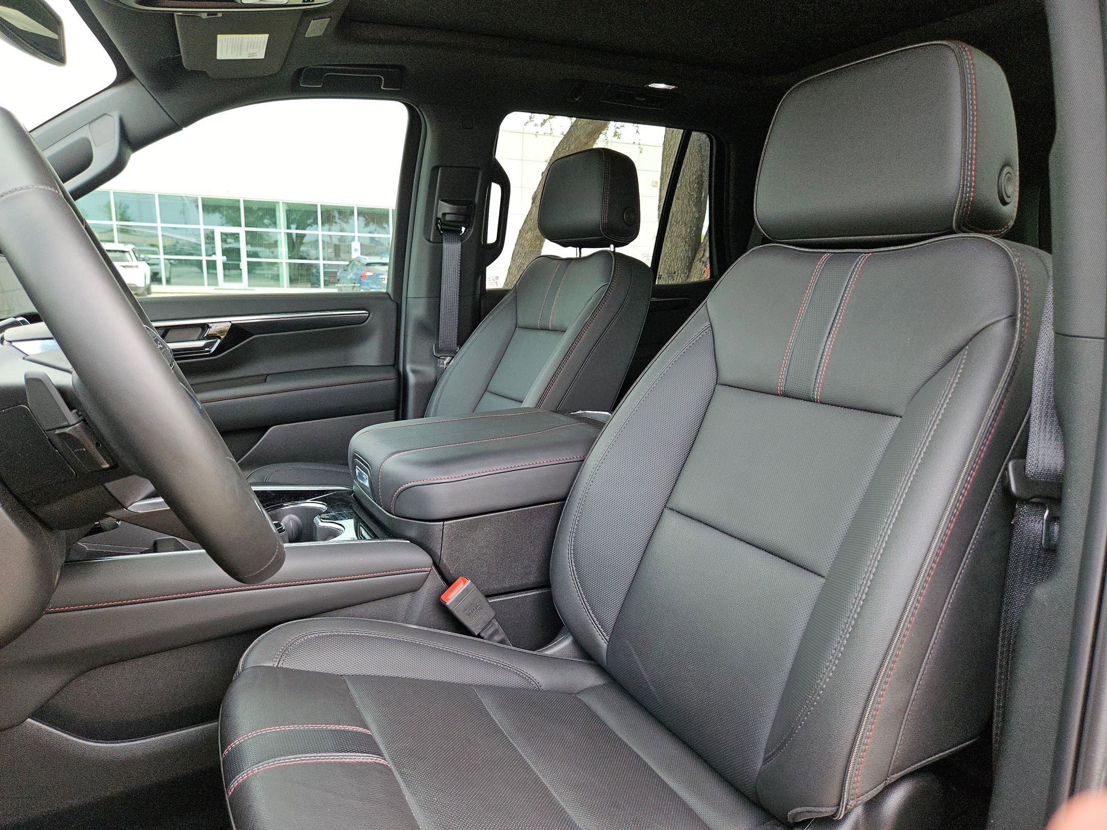 2025 Chevrolet Tahoe RST - Photo 14