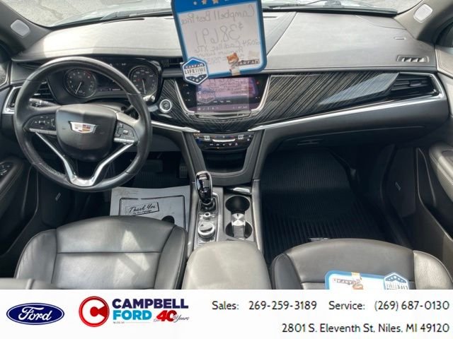 Used 2024 Silver Metallic Cadillac Premium Luxury image 37