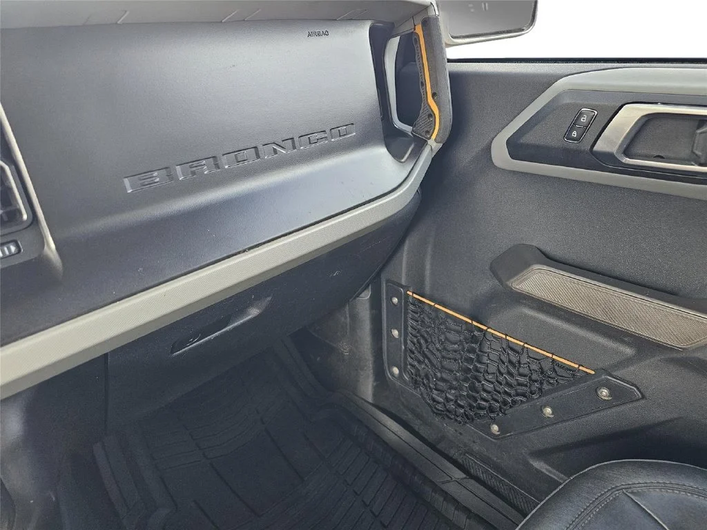 Used 2021 Cyber Orange Met Ford Base image 26