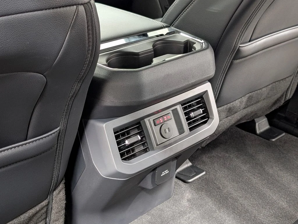 New 2026 Avalanche Ford F-250® Lariat® image 22