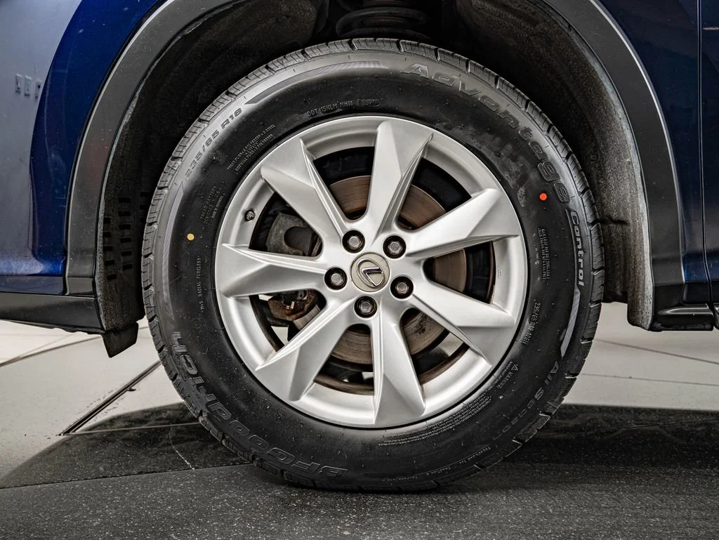 Used 2017 Mica Lexus 350 image 10