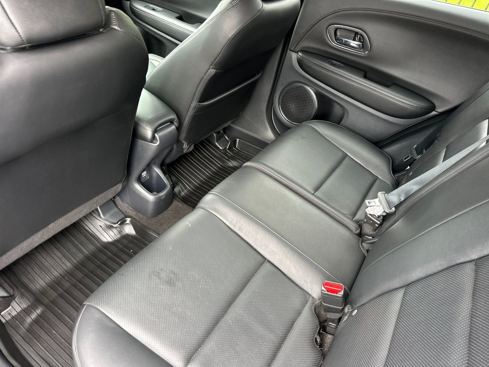 2021 Honda HR-V Touring - Photo 11