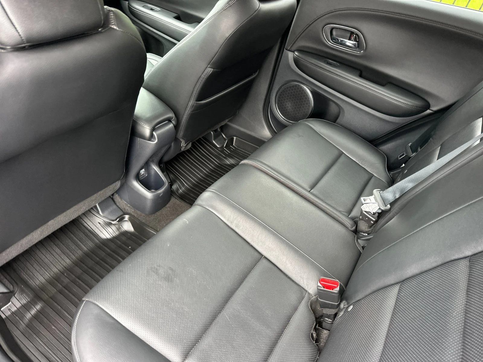 2021 Honda HR-V Touring - Photo 11