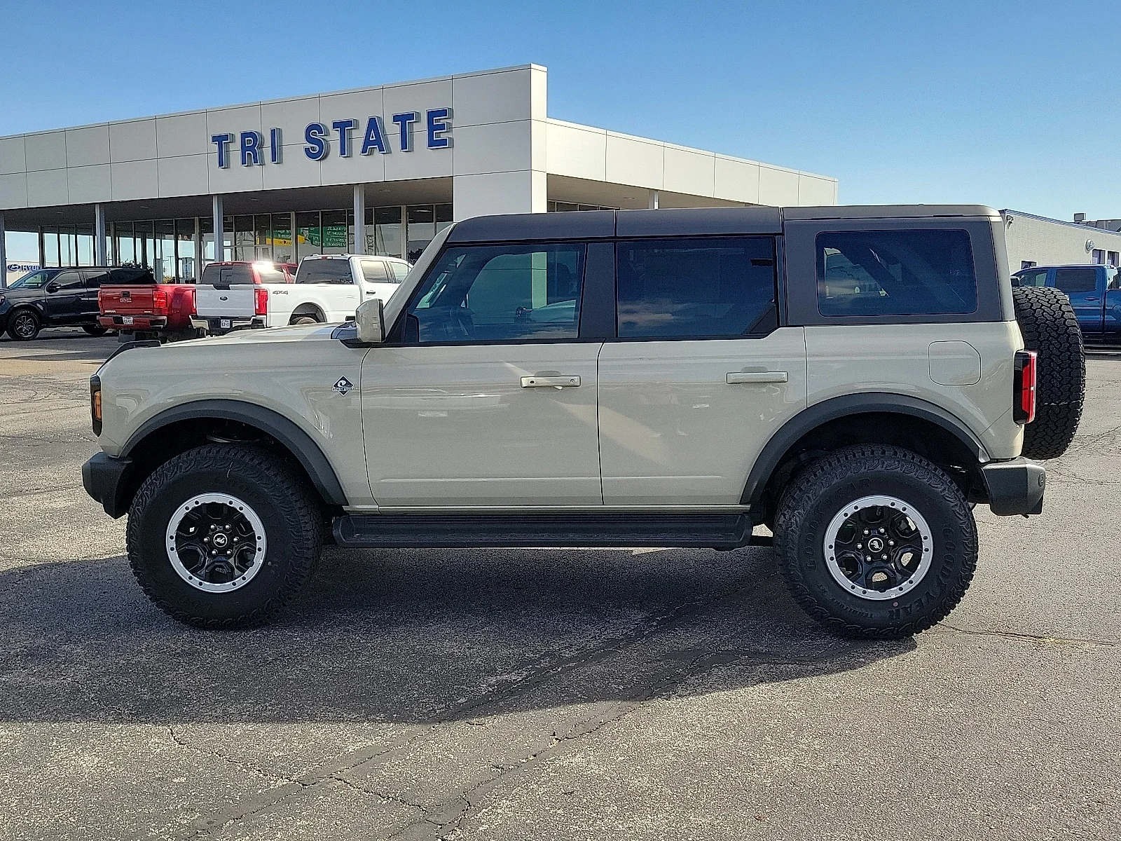 New 2025 Desert Sand Ford Outer Banks&reg; image 2