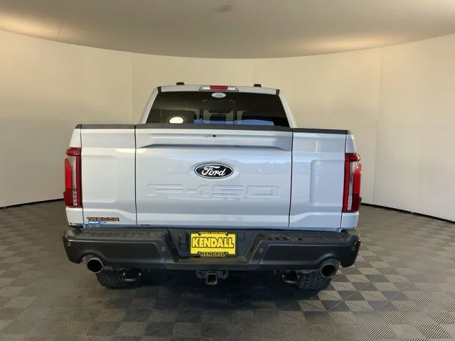 Used 2025 Space White Metallic Ford Tremor image 5