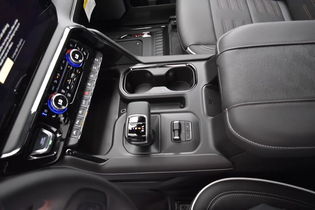 2026 GMC Sierra 1500 AT4X - Photo 14