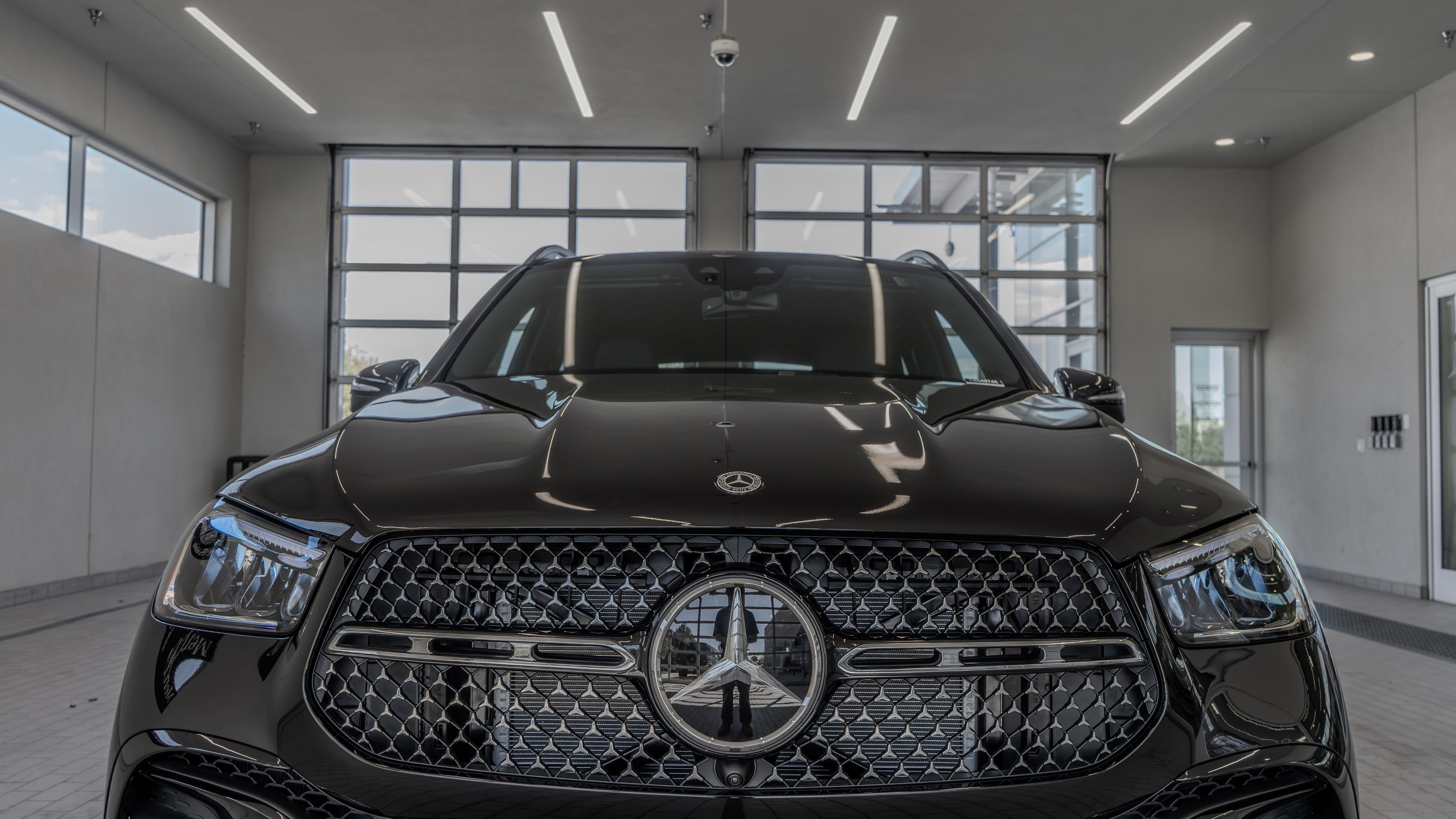 New 2026 Obsidian Black Metallic Mercedes-Benz GLE 580 image 22