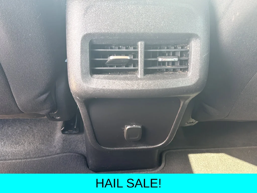 Used 2018 White Chevrolet LS image 17