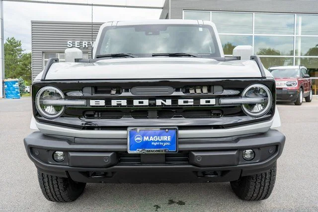 New 2026 Avalanche Gray Ford Outer Banks® image 3