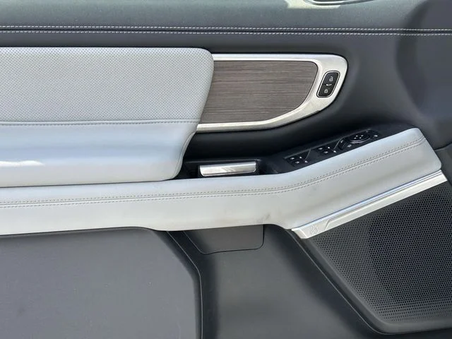 New 2026 White Ford Platinum image 11