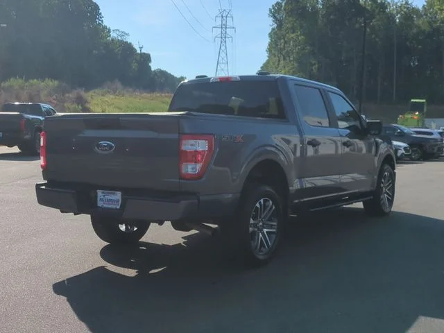 Used 2022 Gray Ford XL image 13