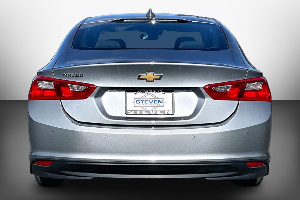 Used 2024 Gray Chevrolet LT image 5