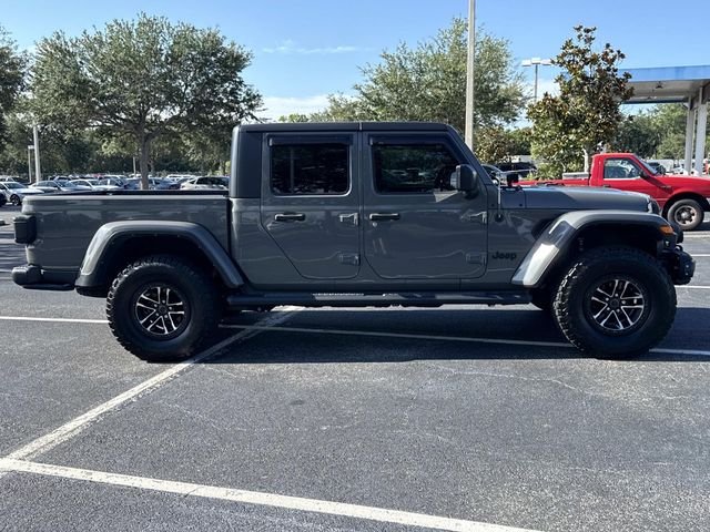 Used 2020 Gray Clearcoat Jeep Sport image 3