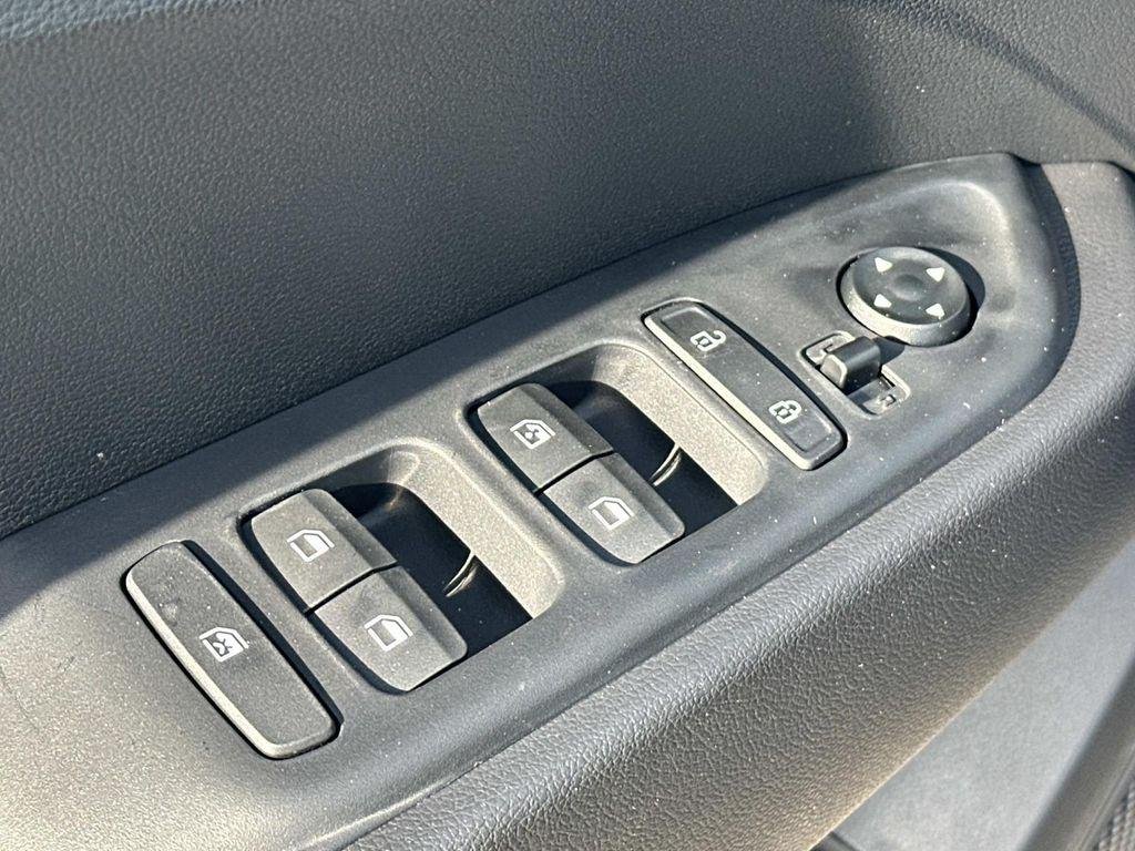 New 2026 Gray Hyundai SEL image 28