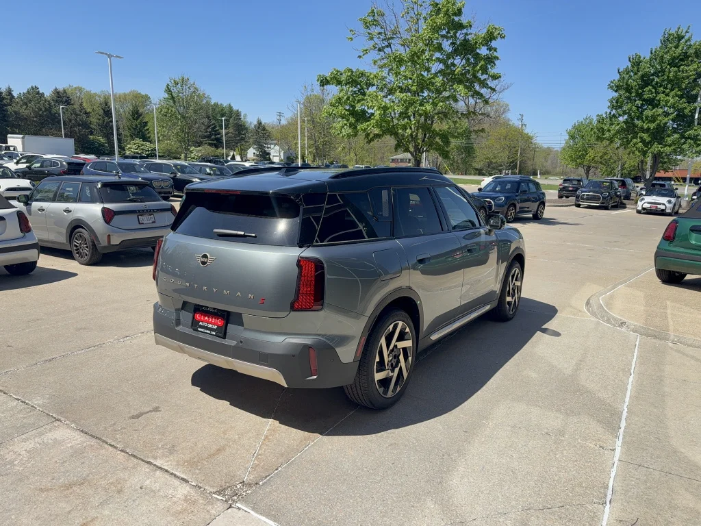 New 2027 Smokey Green Metallic MINI S image 3