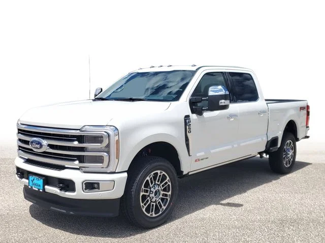 New 2026 Star White Metallic Tri-Coat Ford F-250® Platinum® image 2