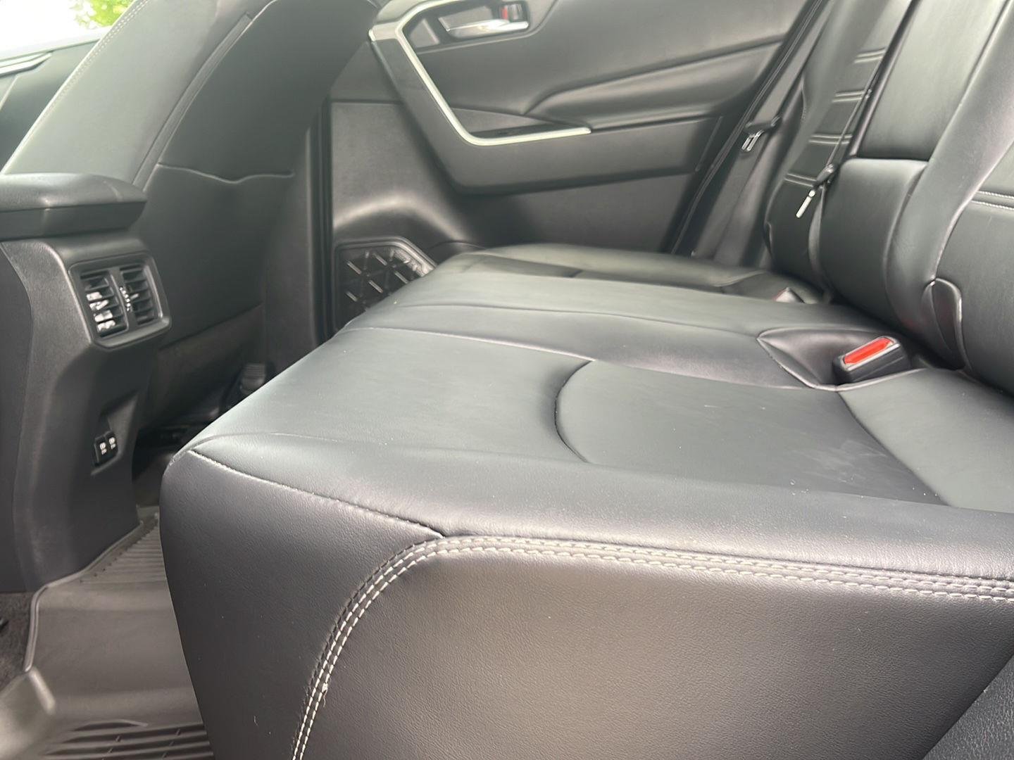 Used 2020 Midnight Black Metallic Toyota XLE Premium image 12