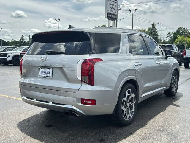 Used 2021 Silver Hyundai Calligraphy image 14