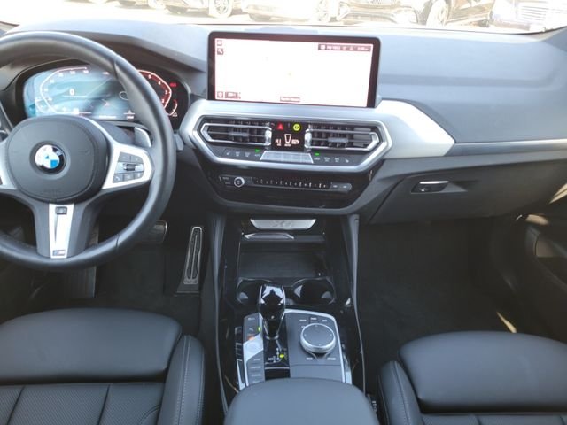 Used 2025 Gray BMW xDrive30i image 15