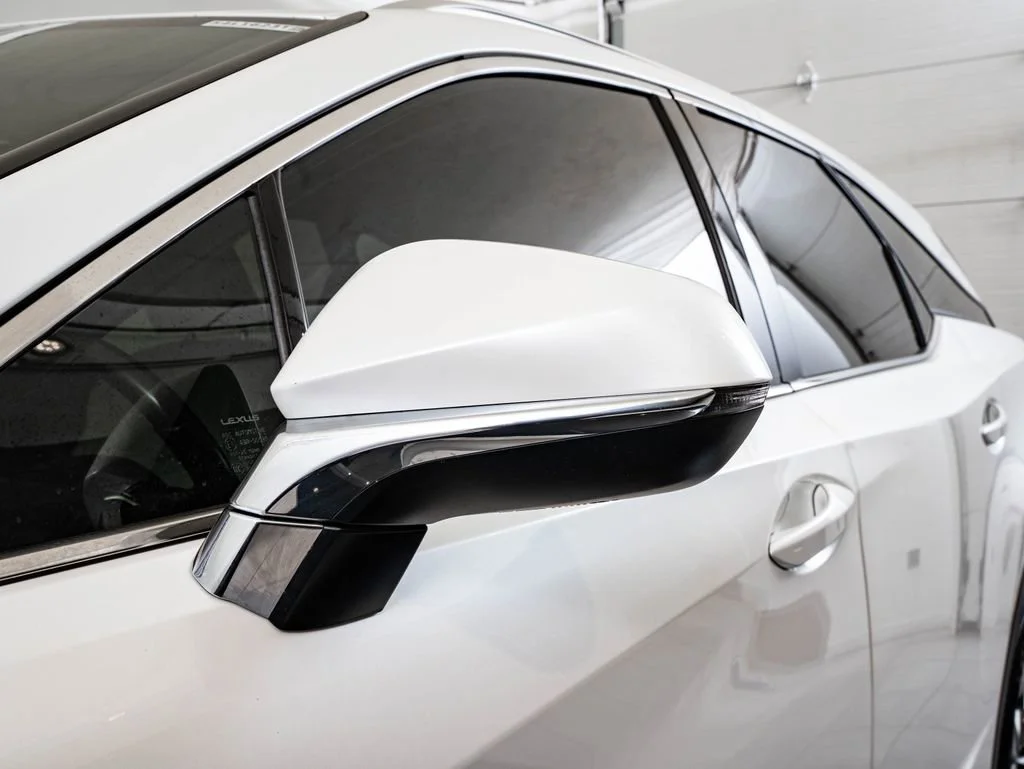 Used 2022 White Pearl Lexus 450hL Luxury image 17