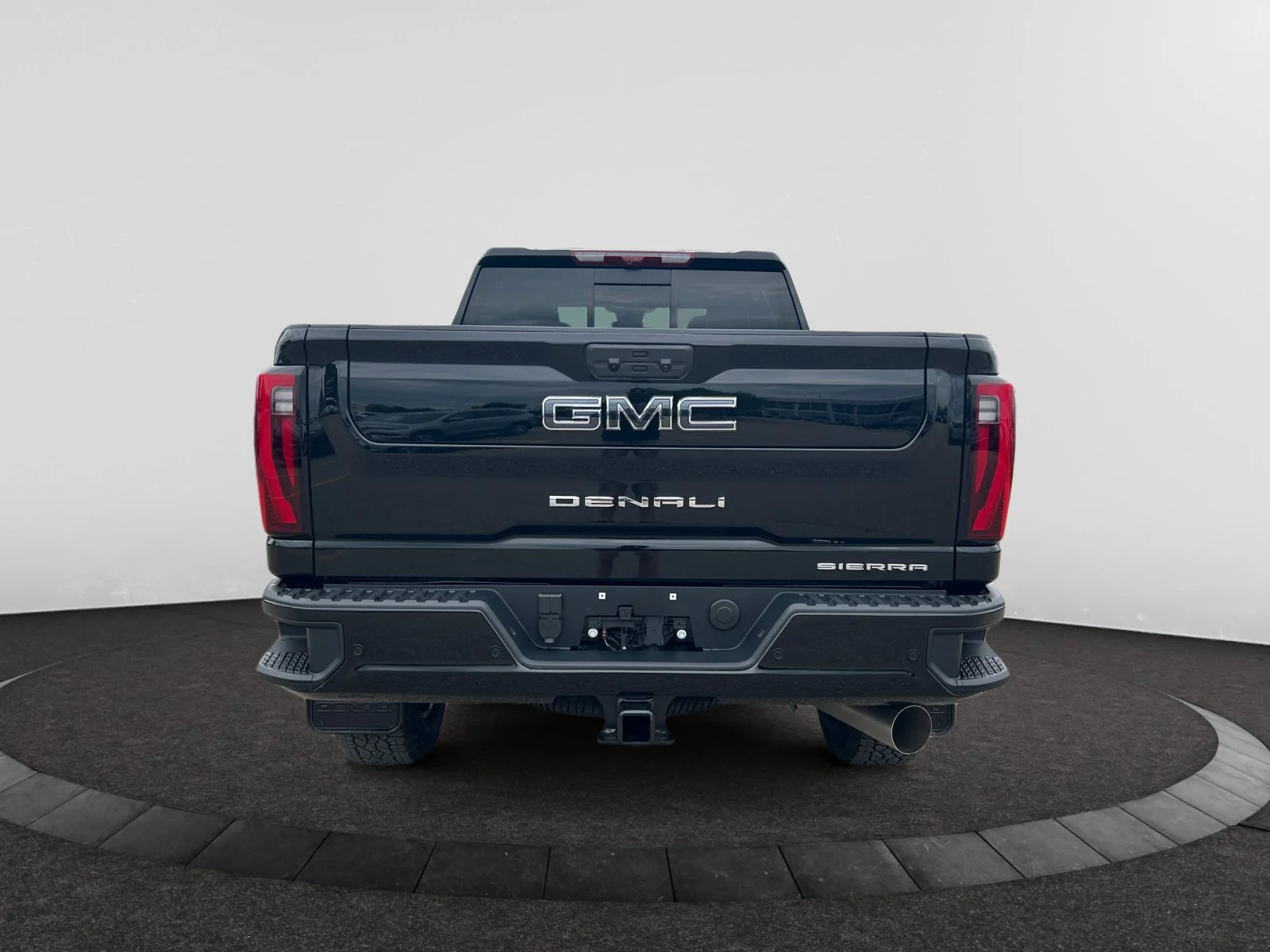 New 2026 Onyx Black GMC Denali Ultimate image 4